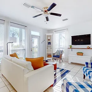  Apartment Destiny United States