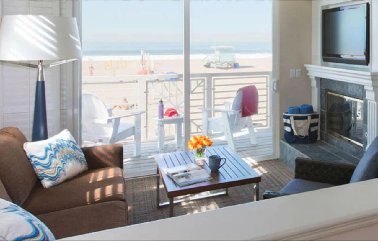 Beach House Hotel At Hermosa Beach