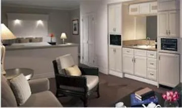 Beach House Hotel At Hermosa Beach