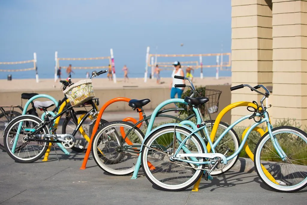 Beach House Hotel At Hermosa Beach